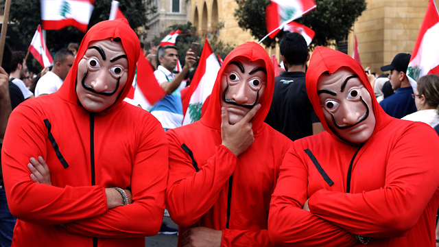 مظاهرات لبنان تتواصل والعيون على الحريري